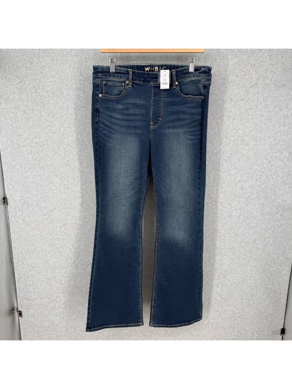 WHBM Womens Pull On Skinny Flare Leg Jeans Size 8 Short Blue Denim Classic NEW